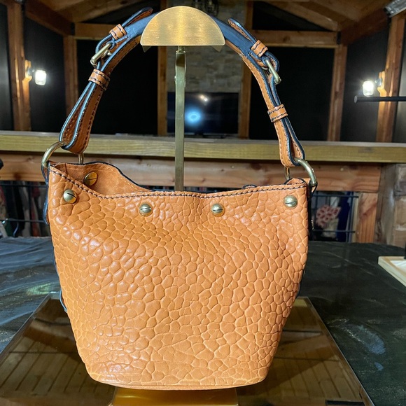 Christian Dior orange embossed leather handbag with pouch - Picture 4 of 16